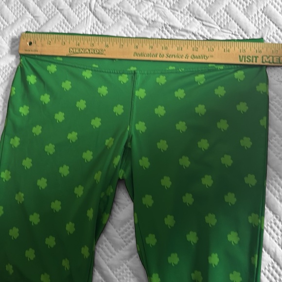 tipsy elves Green Clover Leggings - Picture 6 of 8